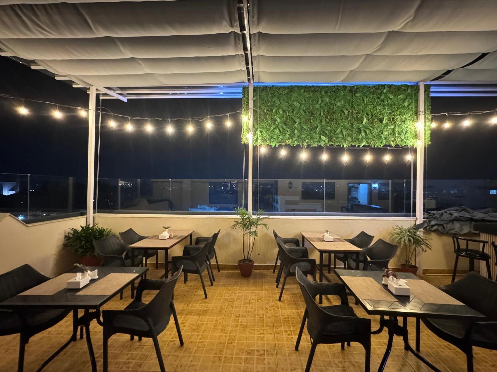 קטמנדו The Luxe Inn Boutique Hotel מראה חיצוני תמונה